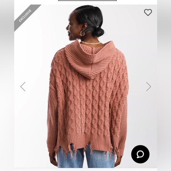 Hooded Sweater - Picture 5 of 6